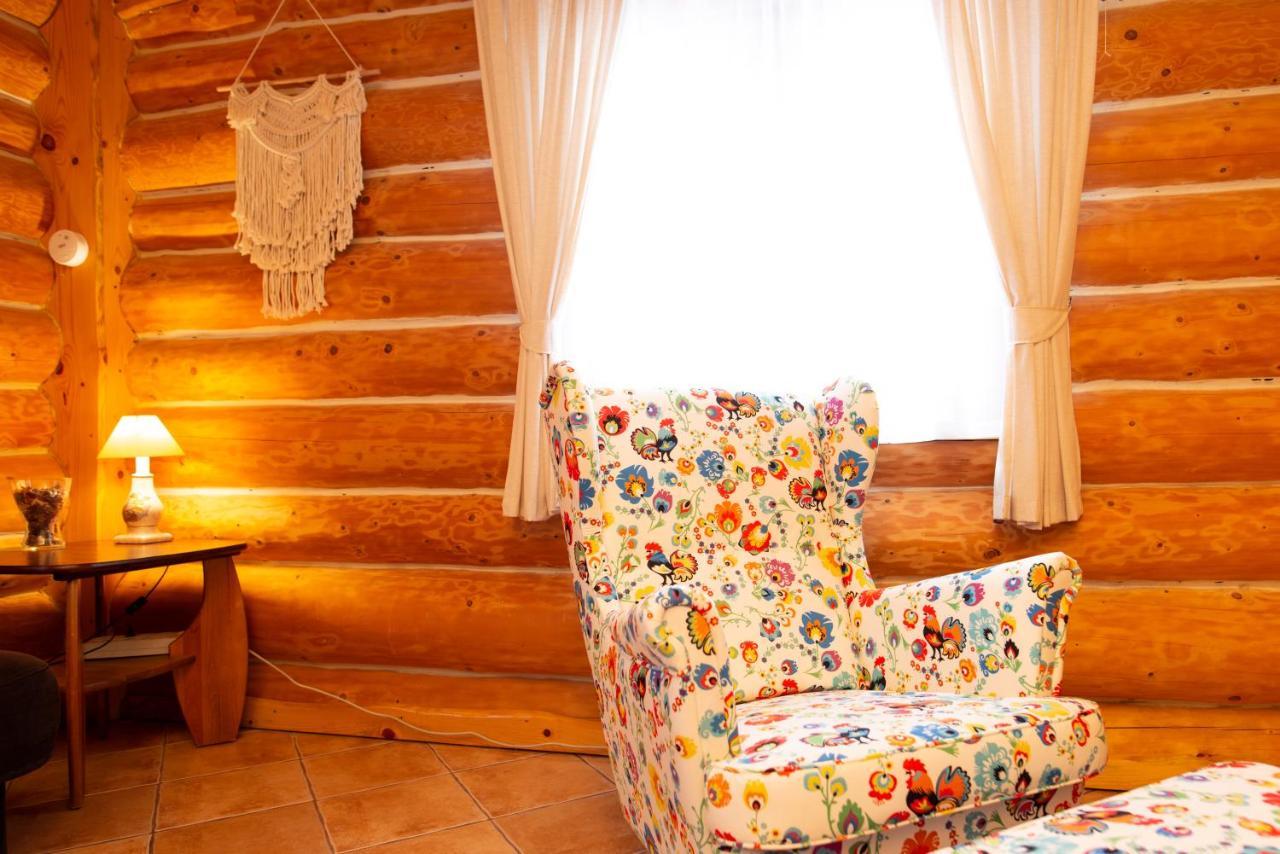 Gosciniec Pieciu Stawow Bed & Breakfast Ustrzyki Dolne Exterior photo