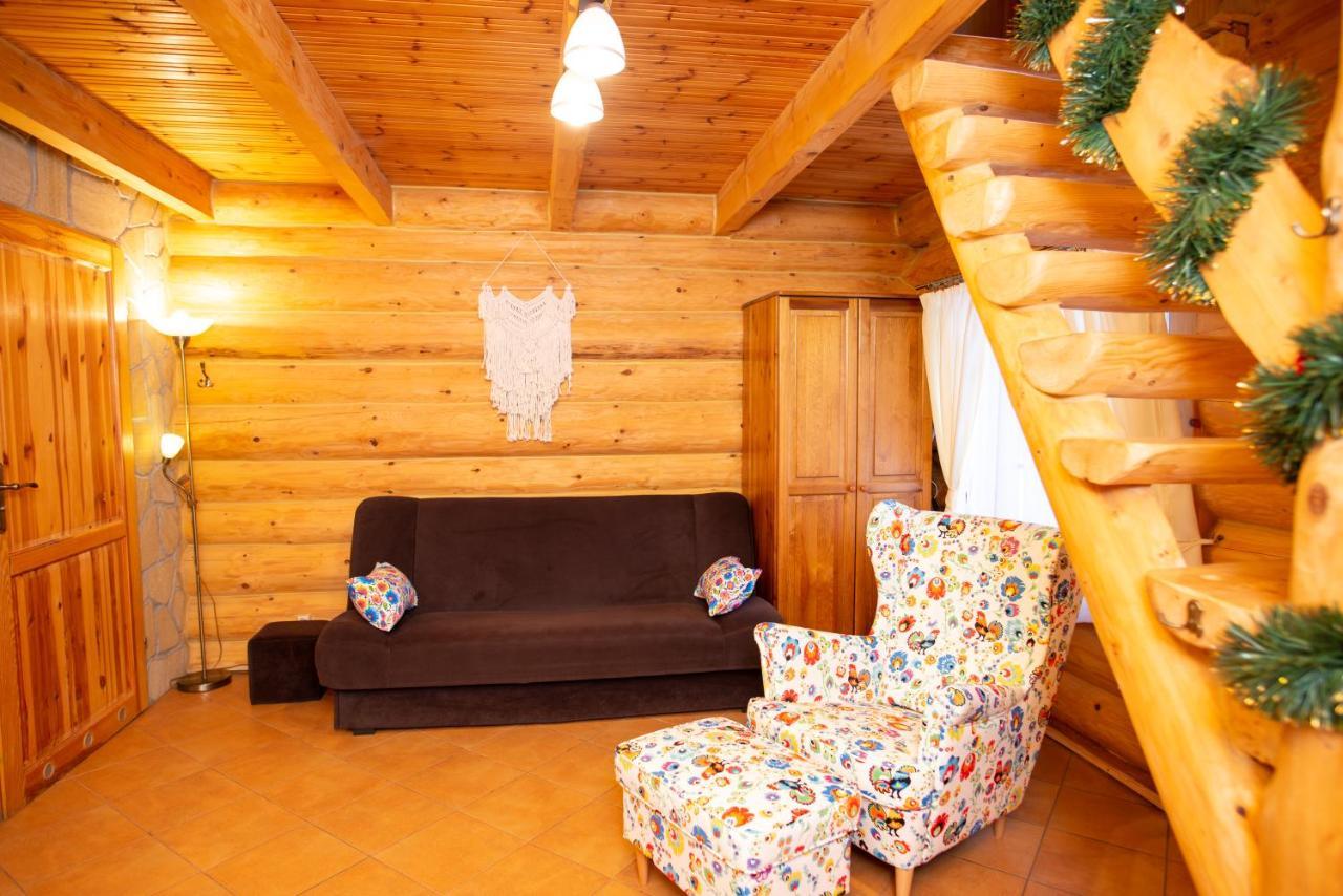 Gosciniec Pieciu Stawow Bed & Breakfast Ustrzyki Dolne Exterior photo